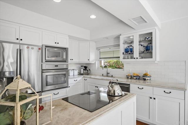 Detail Gallery Image 15 of 44 For 131 Cancha De Golf, Rancho Santa Fe,  CA 92091 - 2 Beds | 2 Baths