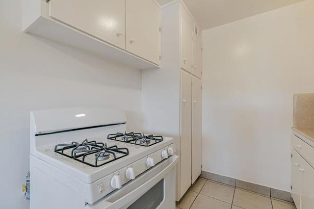 Image 10 of 23 For 508514 Willard Avenue