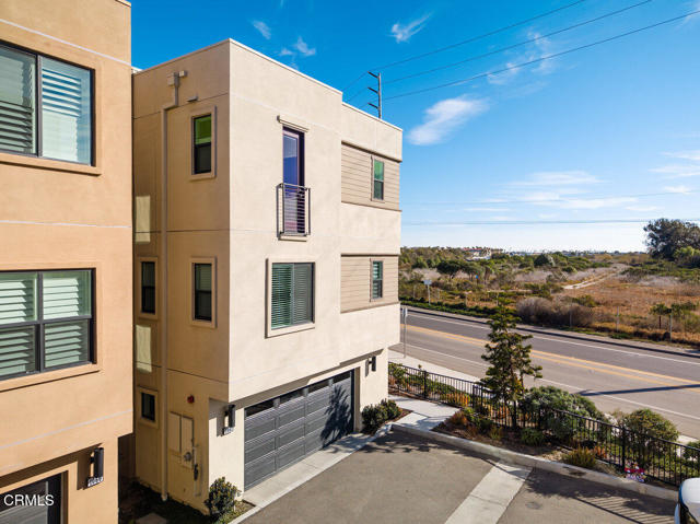 Detail Gallery Image 15 of 23 For 1062 Canal St, Oxnard,  CA 93035 - 3 Beds | 3/1 Baths