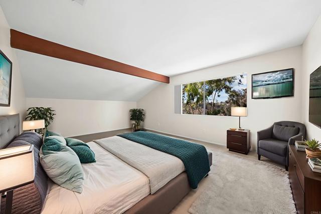 Detail Gallery Image 8 of 29 For 1480 Bridgeview Dr, San Diego,  CA 92105 - 3 Beds | 3 Baths