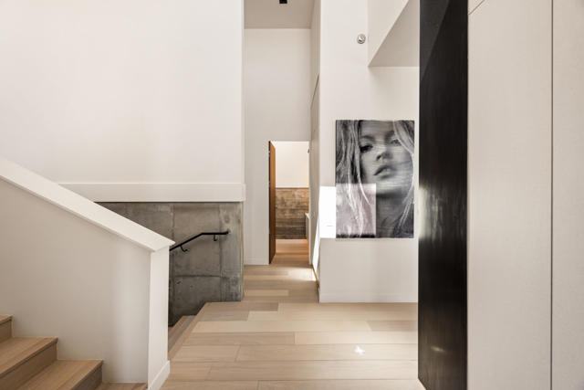 2085 Desert Flower Court, Palm Springs CA: https://media.crmls.org/mediaz/6b37e2f5-cf57-4a37-b786-2994f61e3c8f.jpg