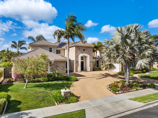 10263 Winecreek Ct, San Diego CA: https://media.crmls.org/mediaz/6b394505-7829-4c06-8a65-ff68e300fb07.jpg