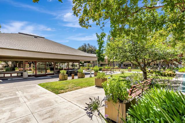 449 Alberto Way, Los Gatos CA: https://media.crmls.org/mediaz/6b3aa796-ac7f-48e7-8b54-1f055fbf6bbd.jpg