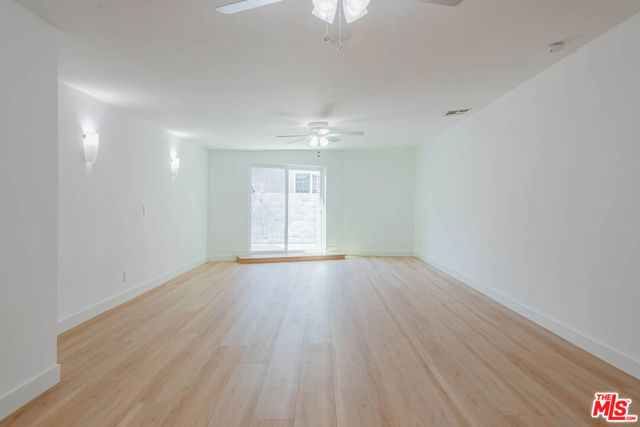 6627 Ranchito Avenue, Valley Glen CA: https://media.crmls.org/mediaz/6b3d018f-865b-45c6-9762-bf78f6ed2e13.jpg