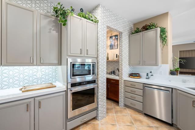 78975 Breckenridge Drive, La Quinta CA: https://media.crmls.org/mediaz/6b3e9cb5-e74b-4d90-bfc3-8cacc34736ec.jpg