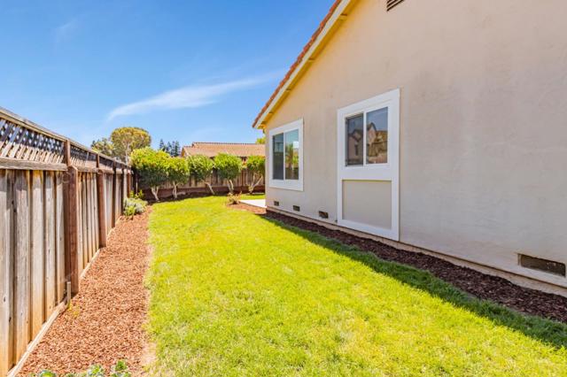 17061 Teak Court, Morgan Hill CA: https://media.crmls.org/mediaz/6b3ef8c9-0b05-4117-ae7b-ba056654bbdd.jpg