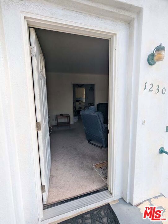 1230 Dorothy Drive photo 5