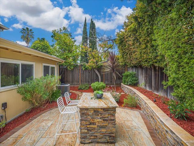 651 Starbush Drive, Sunnyvale CA: https://media.crmls.org/mediaz/6b3f7c22-b6f0-494c-aef3-25425025753f.jpg