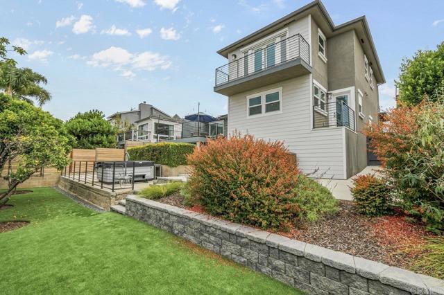 Detail Gallery Image 35 of 48 For 1522 Elevation Rd, San Diego,  CA 92110 - 3 Beds | 3/1 Baths