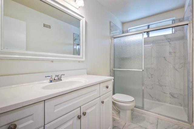 169 Camino Entrada, Chula Vista CA: https://media.crmls.org/mediaz/6b4098af-1377-436a-ba5a-b629dfe21ebd.jpg