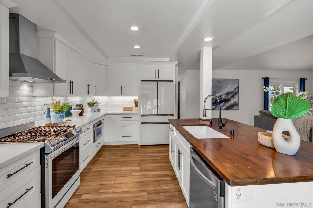 MLS #250034894SD img 9