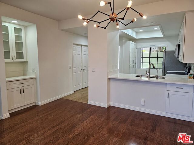 941 W Carson Street, Torrance CA: https://media.crmls.org/mediaz/6b41dfc6-f569-4cf7-ae89-6af0495b7ff0.jpg