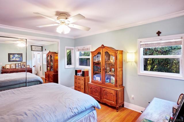 8417 Lemon Avenue, La Mesa CA: https://media.crmls.org/mediaz/6b426a77-64a0-4a49-a244-511cce368eb5.jpg