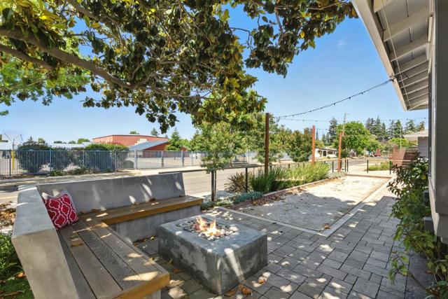 1350 N Central Avenue, San Jose CA: https://media.crmls.org/mediaz/6b42fec4-749a-4ae8-97b3-d756e12ad3c1.jpg