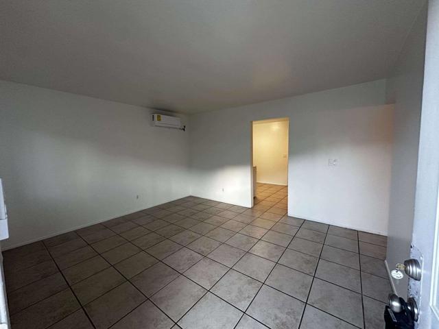 Image 8 of 20 For 343 Tramview Road