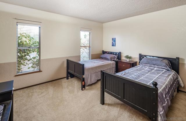 17665 Highway 67, Ramona CA: https://media.crmls.org/mediaz/6b43d062-df37-4bd8-984a-f039025a87e9.jpg