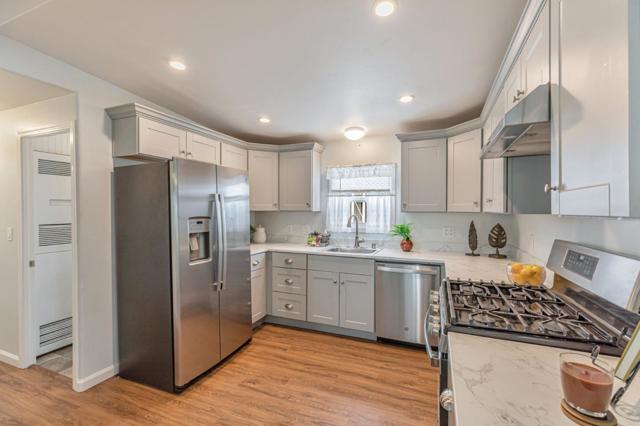 1146 Birch ave, Seaside CA: https://media.crmls.org/mediaz/6b46051c-0f9b-43f3-815f-7fde98731dc0.jpg