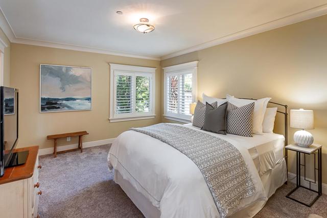 587 Sequoia Avenue, Redwood City CA: https://media.crmls.org/mediaz/6b46ba6b-f0f9-42ee-a9d2-89f43fa66cc0.jpg