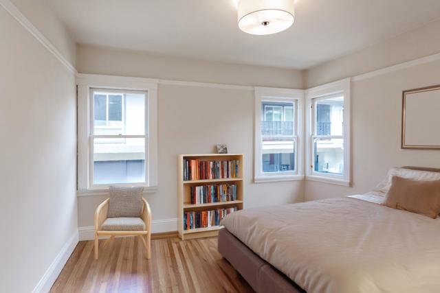 828 Highland Avenue, San Mateo CA: https://media.crmls.org/mediaz/6b470247-cedc-4f5e-be7c-c74e92e5d362.jpg