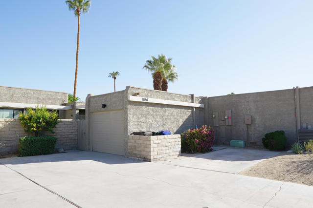 1880 Tamarisk Road, Palm Springs, CA 92262