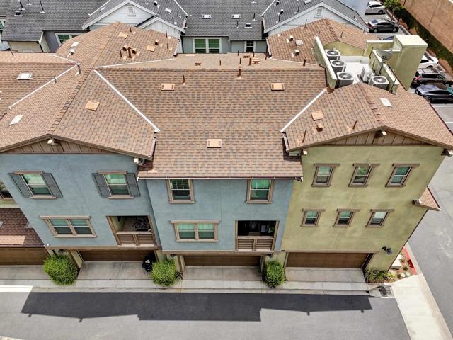 1003 Overton Court, Tustin CA: https://media.crmls.org/mediaz/6b483acb-604e-4296-8226-9f299962d802.jpg