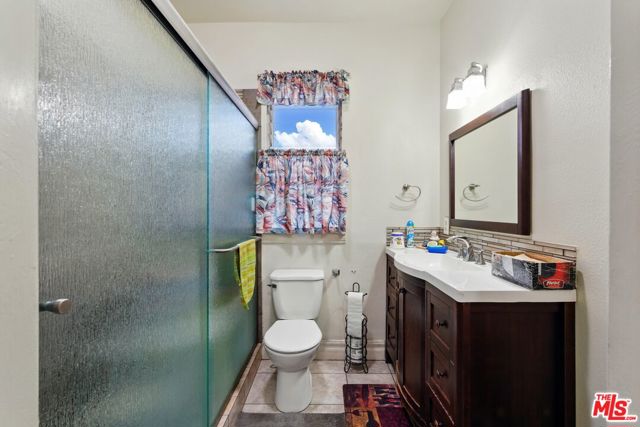 220 N Burlington Avenue, Los Angeles CA: https://media.crmls.org/mediaz/6b4884d7-c250-4179-9c49-d2ce4bf45d55.jpg