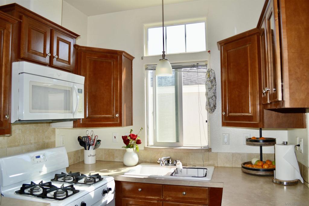 MLS #250041512SD image #6