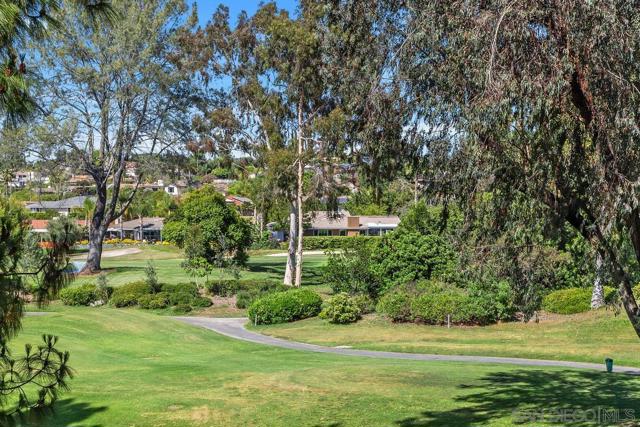 17635 Parlange Pl, San Diego CA: https://media.crmls.org/mediaz/6b4a5c01-f79a-4e1c-a055-887a4d3a54b4.jpg