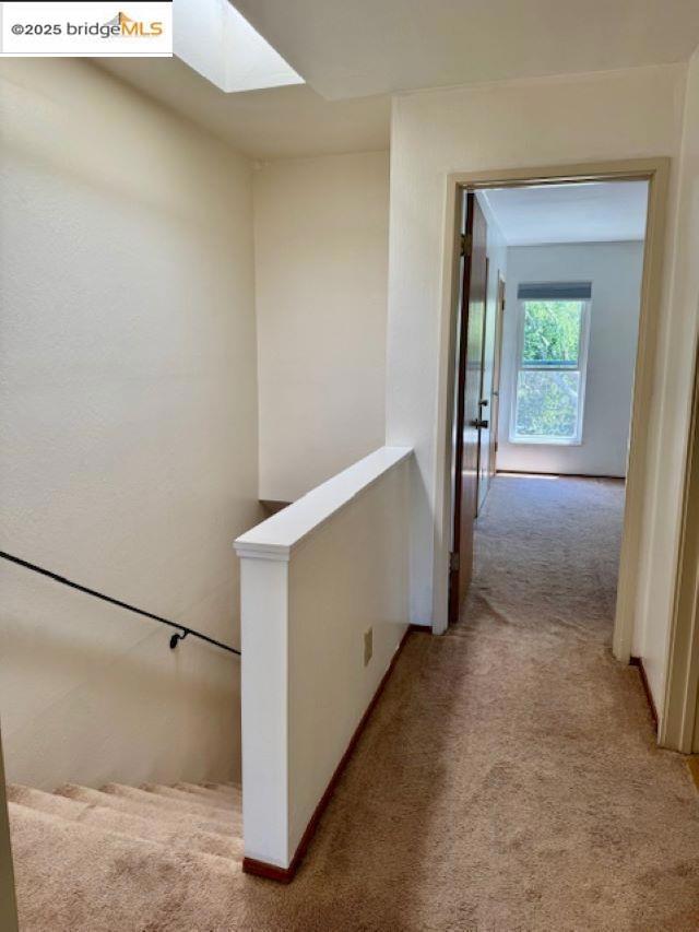 651 Moraga Rd, Moraga CA: https://media.crmls.org/mediaz/6b4ab172-9c21-45fc-960b-f2287214bebf.jpg