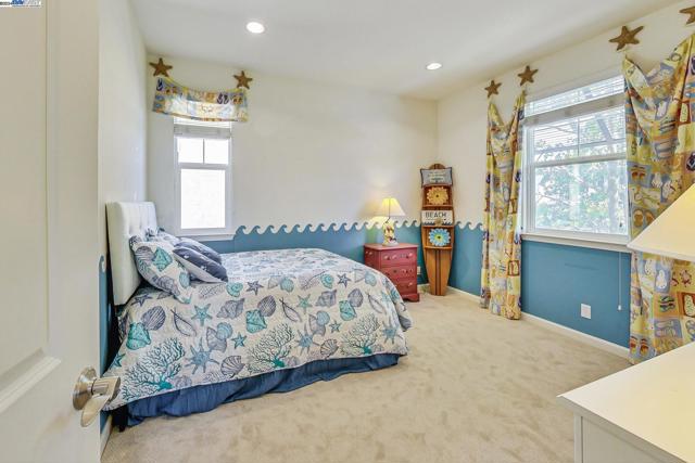 Image 37 of 53 For 3851 Silvera Ranch Dr