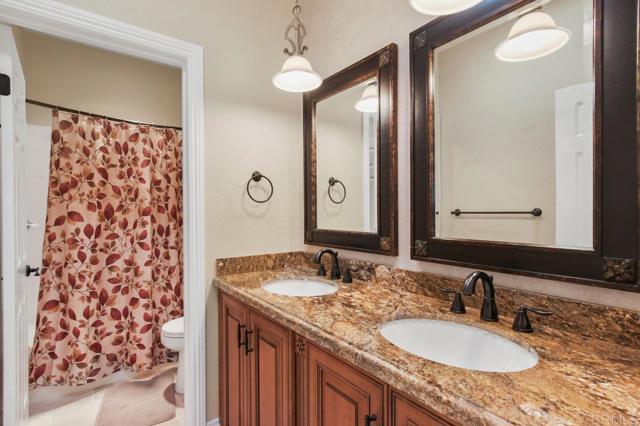 15718 Creek Hills Road, El Cajon CA: https://media.crmls.org/mediaz/6b4b2fa9-c9d7-4633-b6f6-2a5f6e5199bb.jpg
