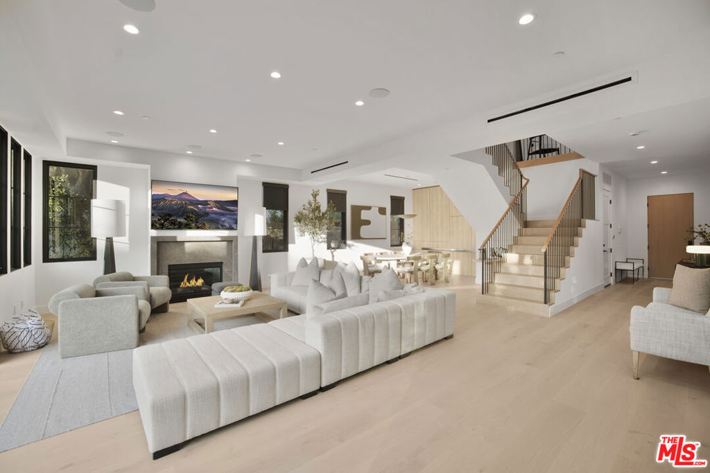 MLS #25619867 image #5