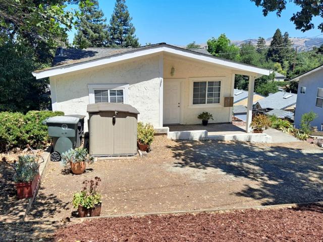 155 Nob Hill Terrace, Morgan Hill CA: https://media.crmls.org/mediaz/6b4bfd91-caef-4bb3-80d6-109ceba814ac.jpg