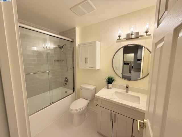 3050 Benjamin Grn, Fremont CA: https://media.crmls.org/mediaz/6b4d4652-6e01-4d88-ab5b-351e4ac722ea.jpg