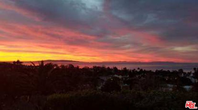 Drew Fenton | 16650 Linda Terrace Pacific Palisades CA | MLS: 7344011