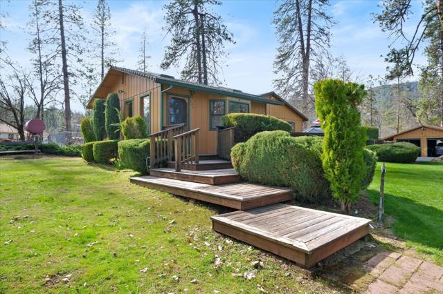 121 Wellock Road, Lewiston CA: https://media.crmls.org/mediaz/6b4d9190-3dca-40ae-b2c2-07bca1c8bcc3.jpg