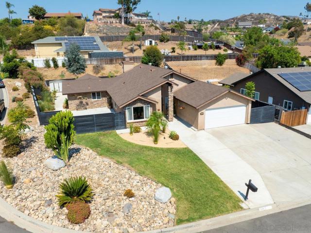 9335 Telkaif St, Lakeside CA: https://media.crmls.org/mediaz/6b4d9d51-a590-49ef-9373-d272184c525e.jpg