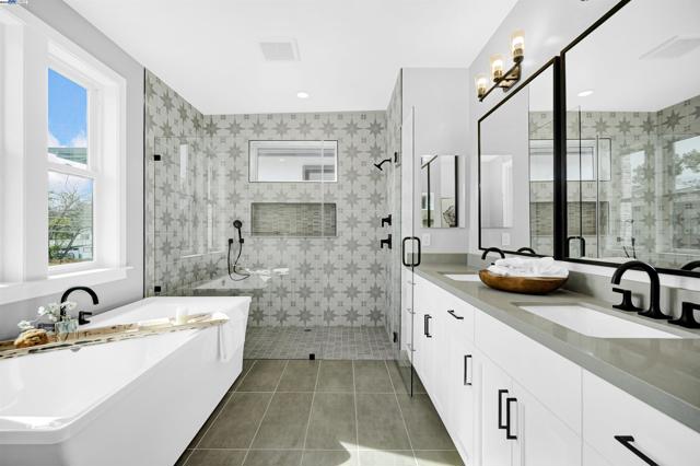 257 Haleena Place, Walnut Creek CA: https://media.crmls.org/mediaz/6b4dc973-bcf3-4e87-ae9b-85559ff67bc4.jpg