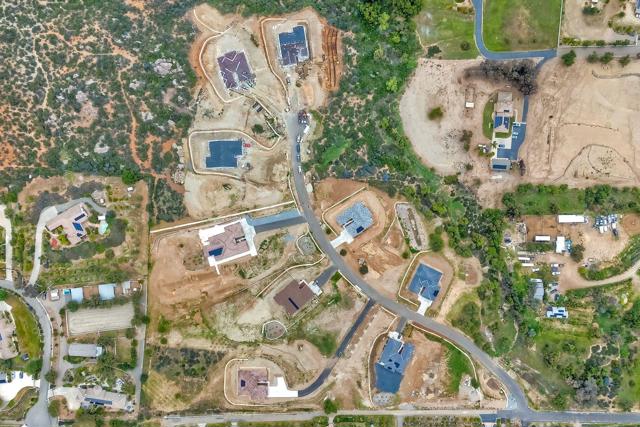 29527 Viking View Ln, Valley Center CA: https://media.crmls.org/mediaz/6b4e1697-6303-4599-8efd-72286e5c8dd3.jpg