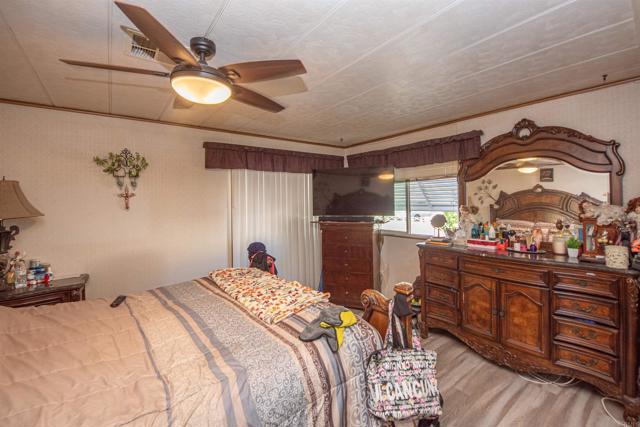1010 Bobier Dr E, Vista CA: https://media.crmls.org/mediaz/6b4fc5e0-f98b-43b8-bfef-fe92c02ecfdf.jpg
