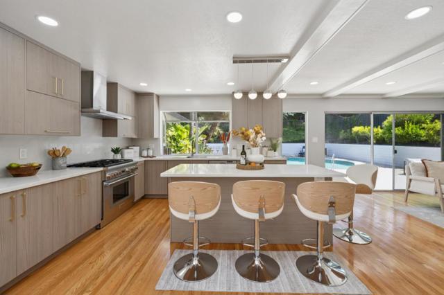 2985 Trousdale Drive, Burlingame CA: https://media.crmls.org/mediaz/6b5044e6-caa3-4398-8ed2-cdd84de45623.jpg