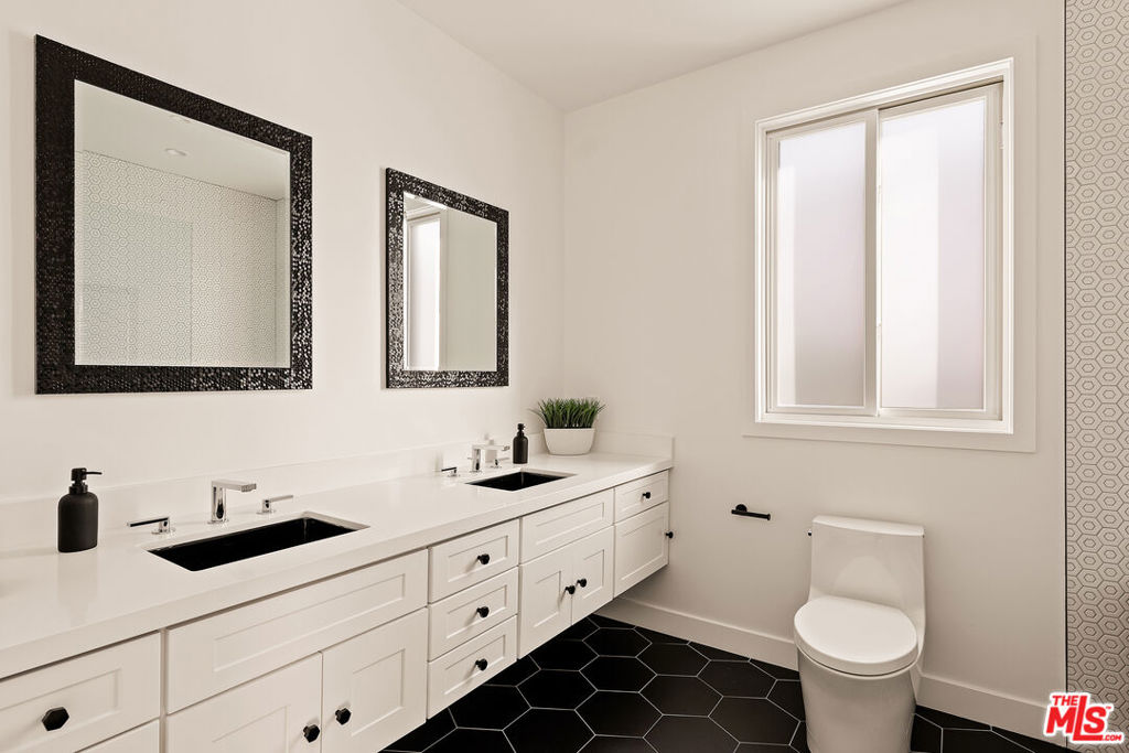 4658 Mary Ellen AvenueSherman Oaks img 7