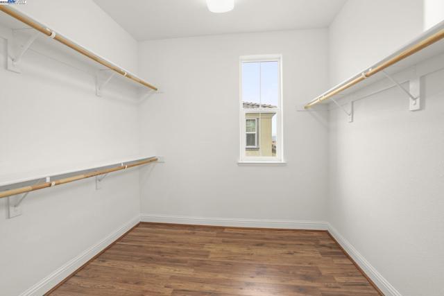3105 Vittoria Loop, Dublin CA: https://media.crmls.org/mediaz/6b50a5d5-fff7-43fa-905b-cd5e3711aed4.jpg