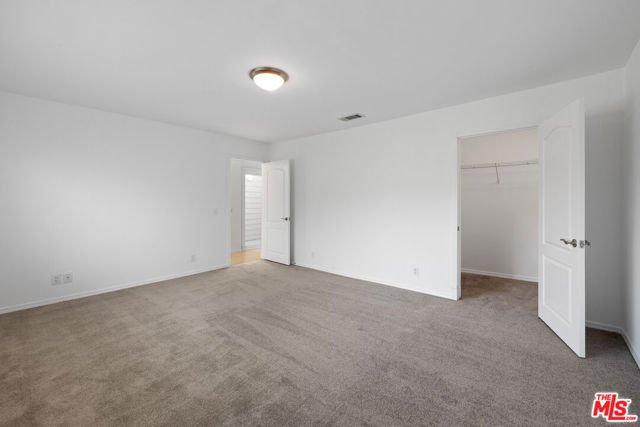 7412 Denrock Avenue, Los Angeles CA: https://media.crmls.org/mediaz/6b517464-c692-483b-a645-96c001c4afcc.jpg