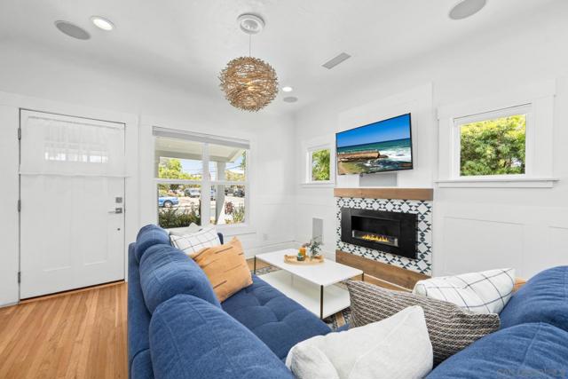 4602 Felton St, San Diego CA: https://media.crmls.org/mediaz/6b5364c7-8c3c-4de3-b5b4-429a0d287258.jpg