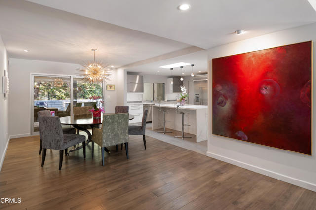 3351 Country Club Drive, Glendale CA: https://media.crmls.org/mediaz/6b538dcd-5b5b-4e44-b60b-2a257a829b31.jpg