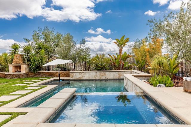 25111 Cedar Ridge Court, Wildomar CA: https://media.crmls.org/mediaz/6b545b74-fb29-449a-8788-4121c84602a1.jpg