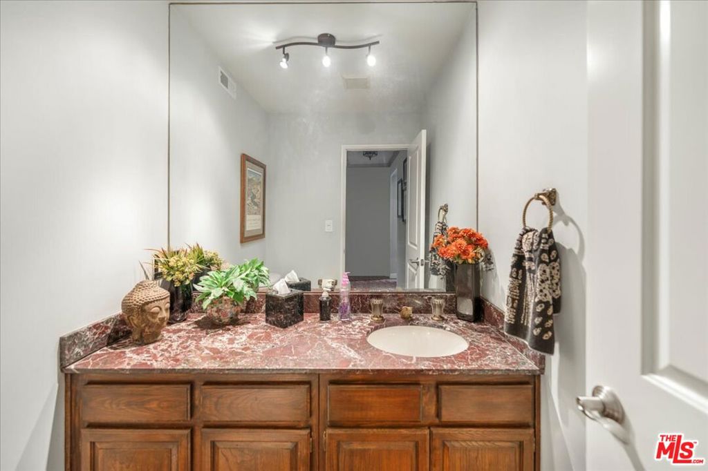 MLS #25577997 img 21