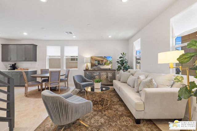 41171 Emory Lane, Palm Desert CA: https://media.crmls.org/mediaz/6b54c869-3dbd-469a-a9b1-374dfdf5eee9.jpg