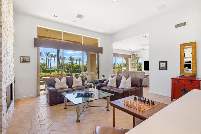 236 Eagle Dance Circle, Palm Desert, CA 92211